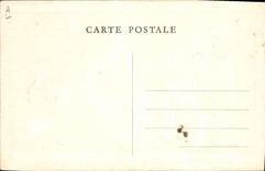 VINTAGE POSTCARD Automobile fortune smiles to the smiling pump assistants