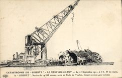 CPA Bateau Guerre Catastrophe du Liberte le renflouement 