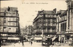 CPA Tramway Train Rouen Rue de la Republique