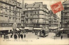 CPA Tramway Train Rouen Place de la Republique