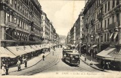 CPA Tramway Train Lyon La rue de la Republique 