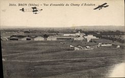 VINTAGE POSTCARD Aviation Bron Plane Overall picture of the airfield