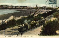 VINTAGE POSTCARD Royan Tram the beach taken of Family Hotel