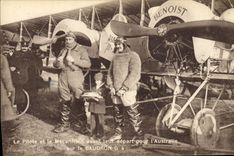 CPA Avion Aviation le pilote et le mecanicien avant leur depart pour l'Australie sur le Caudron G4 Australie