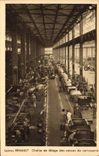 CPA Automobile Usines Renault Chaine de tolage des caisses dans l'Ile Seguin 