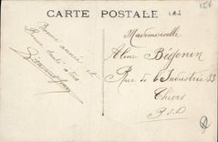 CPA Fantaisie Femme Faucheuse Automobile