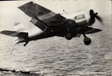 VINTAGE POSTCARD Plane US Aviation Gruman Hellcat F6F Hunter
