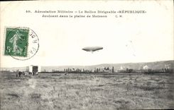 VINTAGE POSTCARD Airship military Zeppelin Ballooning the airship Republic evolving/moving in the plain of Harvest