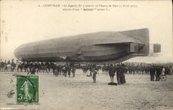 CPA Dirigeable Zeppelin Luneville atterrit au Champ de Mars Paris 