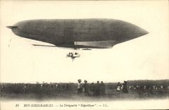 CPA Dirigeable Republique Zeppelin 