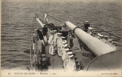 CPA Bateau Guerre Scenes de bord Mouillez Canon 