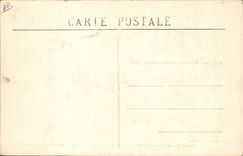 CPA Bateau Guerre Toulon Funerailles des victimes de la Liberte Les survivants de la liberte