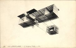 VINTAGE POSTCARD Plane Aviation Close Airplane