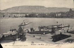 VINTAGE POSTCARD Geneva the Port Boats