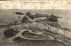 CPA Biarritz Vue Generale Du Rocher De La Vierge