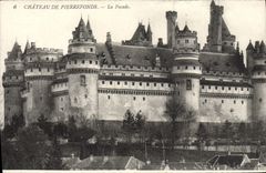 CPA Chateau De Pierrefonds La Facade