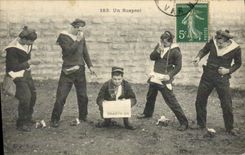 VINTAGE POSTCARD Boat Sailors a suspect