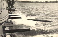 VINTAGE POSTCARD Boat Launching of a torpedo of a cruiser of 1st class