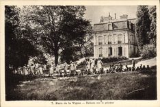 VINTAGE POSTCARD House of the children of the railwaymen of North Park of the Crouy Vine on Ourcq Train Children on the lawn