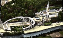 POSTAL MODERNA la vista pesada del aire en la basílica y dio