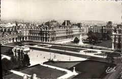 CPM Paris La Place Du Carrousel Et Le Louvre