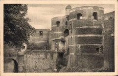 POSTAL de la VENDIMIA que el castillo de encoleriza