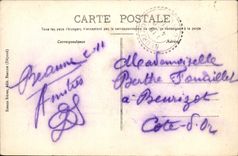 VINTAGE POSTCARD Beaune Hotel God Main courtyard