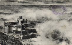 VINTAGE POSTCARD Holy Malo the Tomb of Chateaubriant one day of Storm