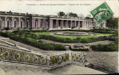 CPA Versailles Palais du Grand Trianon Farace sur les Jardins