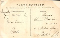 CPA Bateau de guerre Lancement de torpille d'un croiseur de 1ere classe