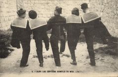 VINTAGE POSTCARD Warship Sailors In the paths filled with sea