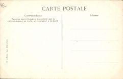 CPA Bateau de guerre Funerailles des victimes du cuirasse Gloire a Toulon Les marins Le clerge en tete du cortege