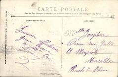 CPA Bateau de guerre Catastrophe du cuirasse Liberte Le mat arriere est abattu sur la tourelle