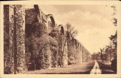 Acueducto de Maintenon de la POSTAL de la VENDIMIA