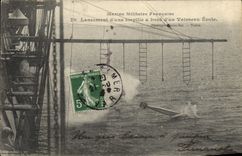 VINTAGE POSTCARD Bateau Launching of a torpedo has edge of the Ecole vessel