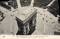 CPA Aviation Zeppelin Dirigeable Paris en ballon Arc de triomphe de l'etoile 