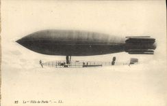 VINTAGE POSTCARD Aviation Zeppelin Airship Town of Paris