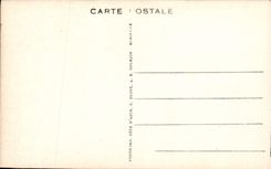 CPA Les Saintes Maries De La Mer Statue De Mireille Et Le Clocher De La Basilique