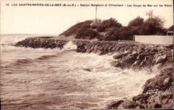 CPA Les Saintes Maries De La Mer Les coups de mer sur les blocs