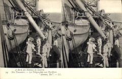 VINTAGE POSTCARD Bateau has edge of the warships telegraphy to the Houses Bring Low