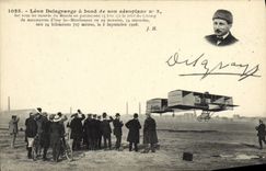 VINTAGE POSTCARD Avion Aviation Leon Delagrange has edge of his airplane