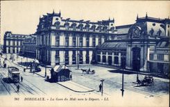 Estación de tren de Burdeos de la POSTAL de la VENDIMIA del sur hacia la salida