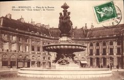 Burdeos de la POSTAL de la VENDIMIA coloca la fuente de la bolsa de acción de las tres tolerancias de Visconti