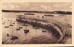VINTAGE POSTCARD Holy Malo the Mole And Roads Seen Towards Dinan Boats