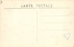 VINTAGE POSTCARD Boat Toulon Funeral of the victims of Freedom Sailors carrying the crowns