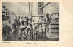 CPA Bateau Lavage du pont