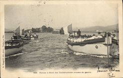 VINTAGE POSTCARD Bateau Return has edge of the boats armed in war