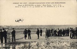 CPA Avion Aviation Circuit de l'Est Champ d'aviation d'Issy les Moulineaux Depart de Weymann sur biplan Henri Farman 