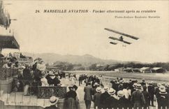VINTAGE POSTCARD Plane Aviation Marseilles Fischer Aviation atterissant after her cruising