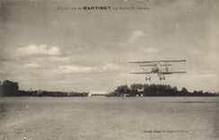 CPA Avion Aviation Un joli vol de Martinet sur biplan H Farman